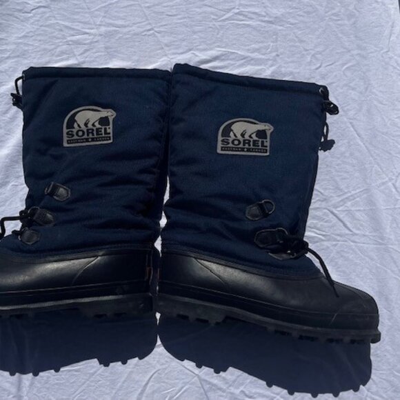 Sorel Kaufman Canada Boots - Picture 2 of 3